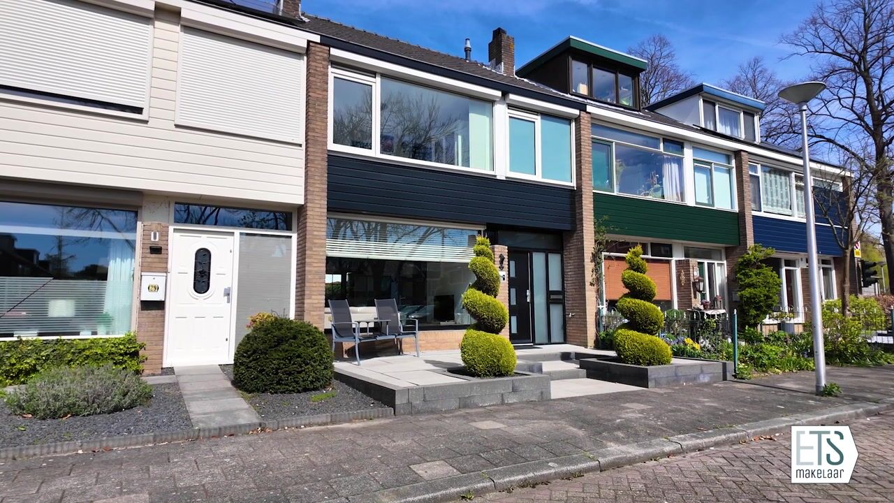 Video van Warmoeziershof 31