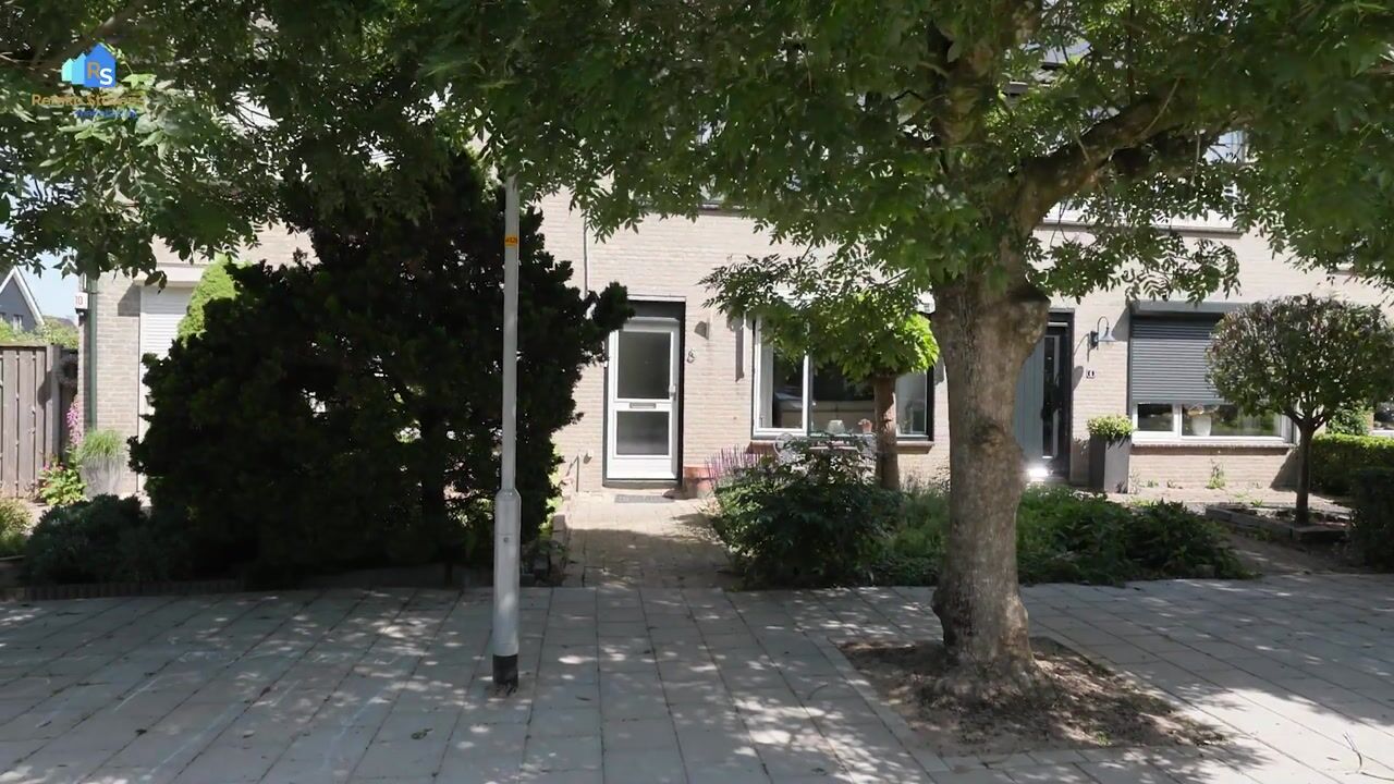 Video van Merelhof 8