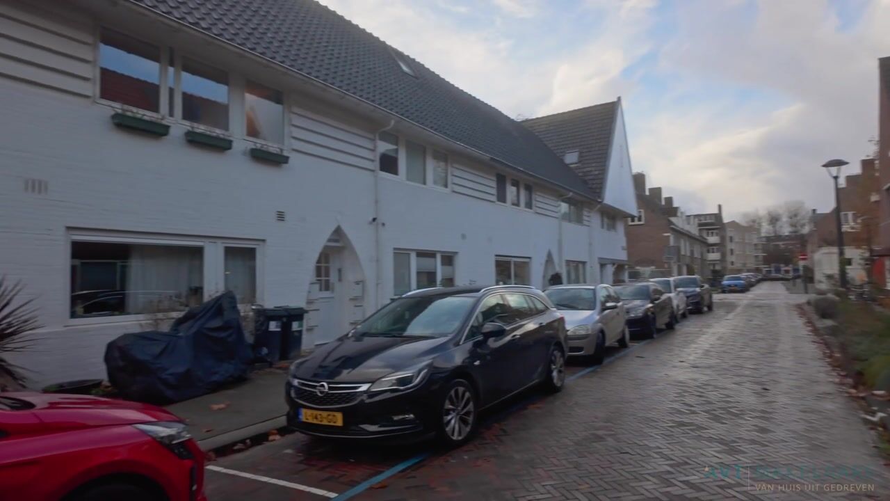 View video of Johan van Soesdijkstraat 1-I