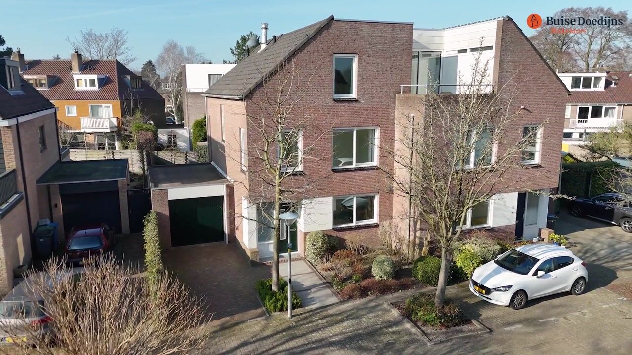 Bekijk video van Dahliahof 23