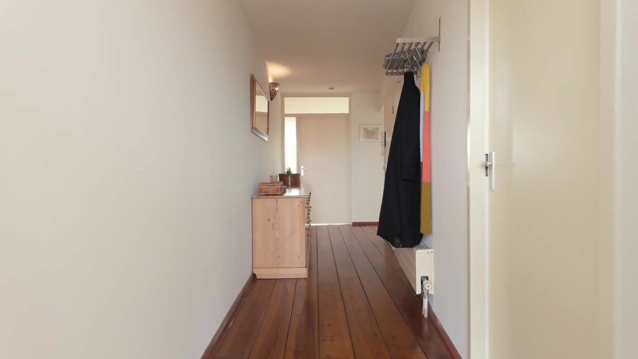 Video van Adolphine Eduardine Kokplantsoen 74