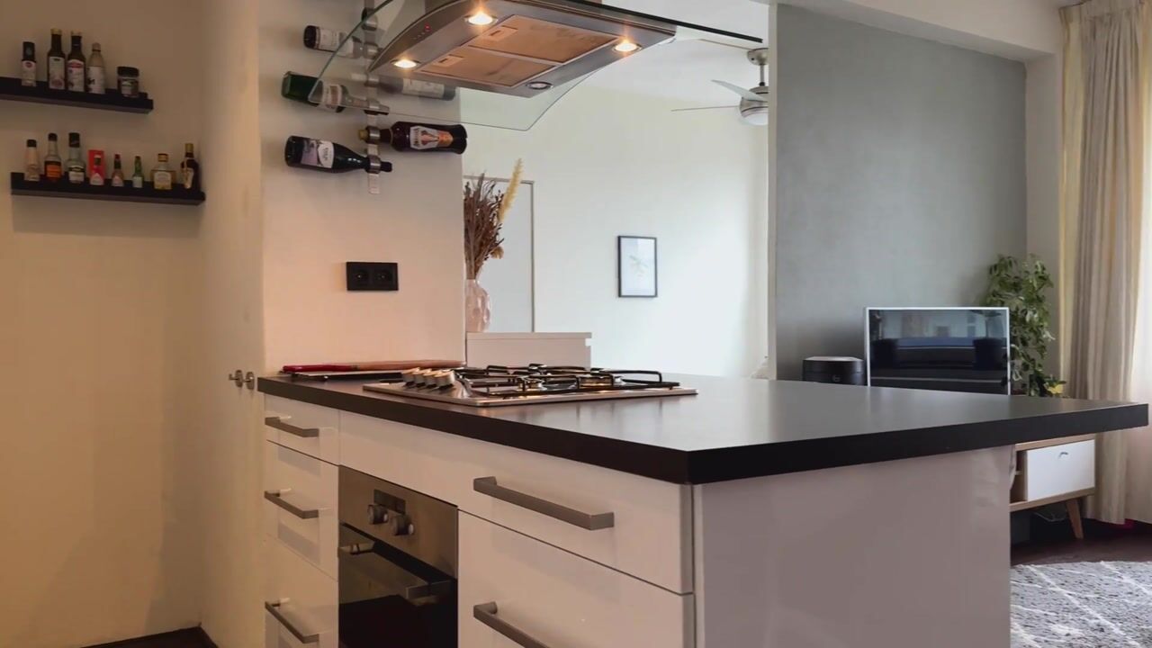 Video of Van Nijenrodeweg 128