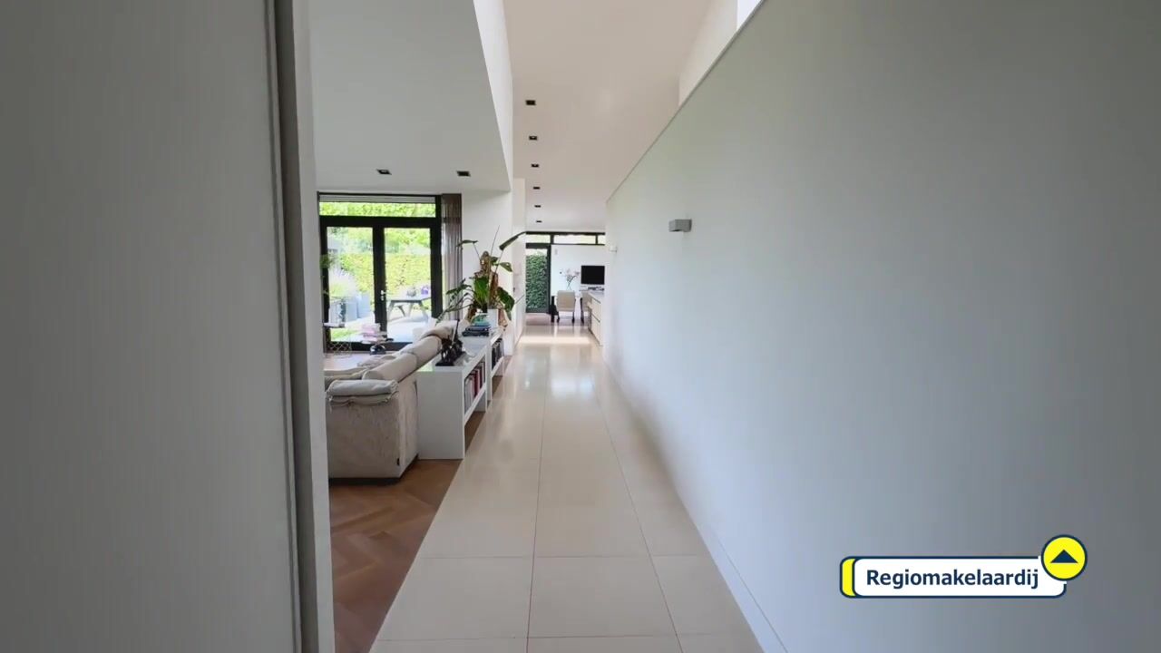 Video of Pliniusplein 3
