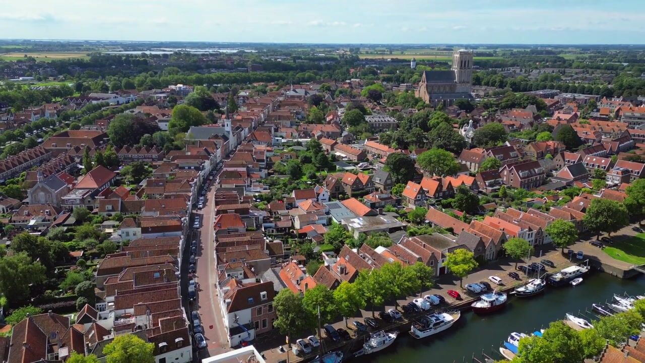 Bekijk video van Voorstraat 160