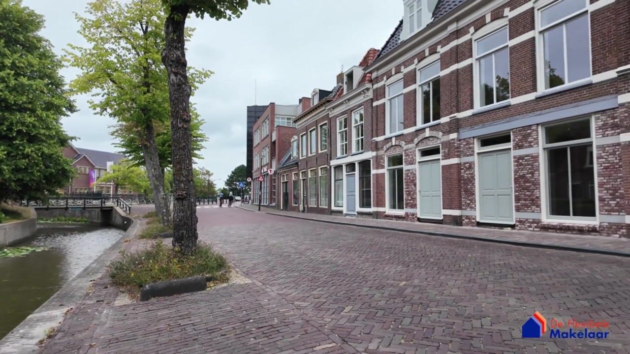 Video van Hocquart 4-A