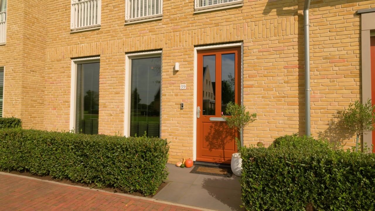 Video van Laanweer 39