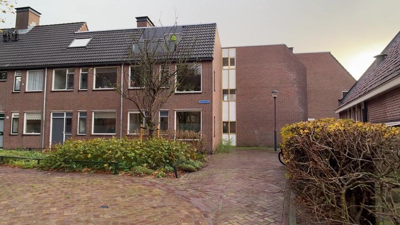 Bekijk video van Kerkstraat 27