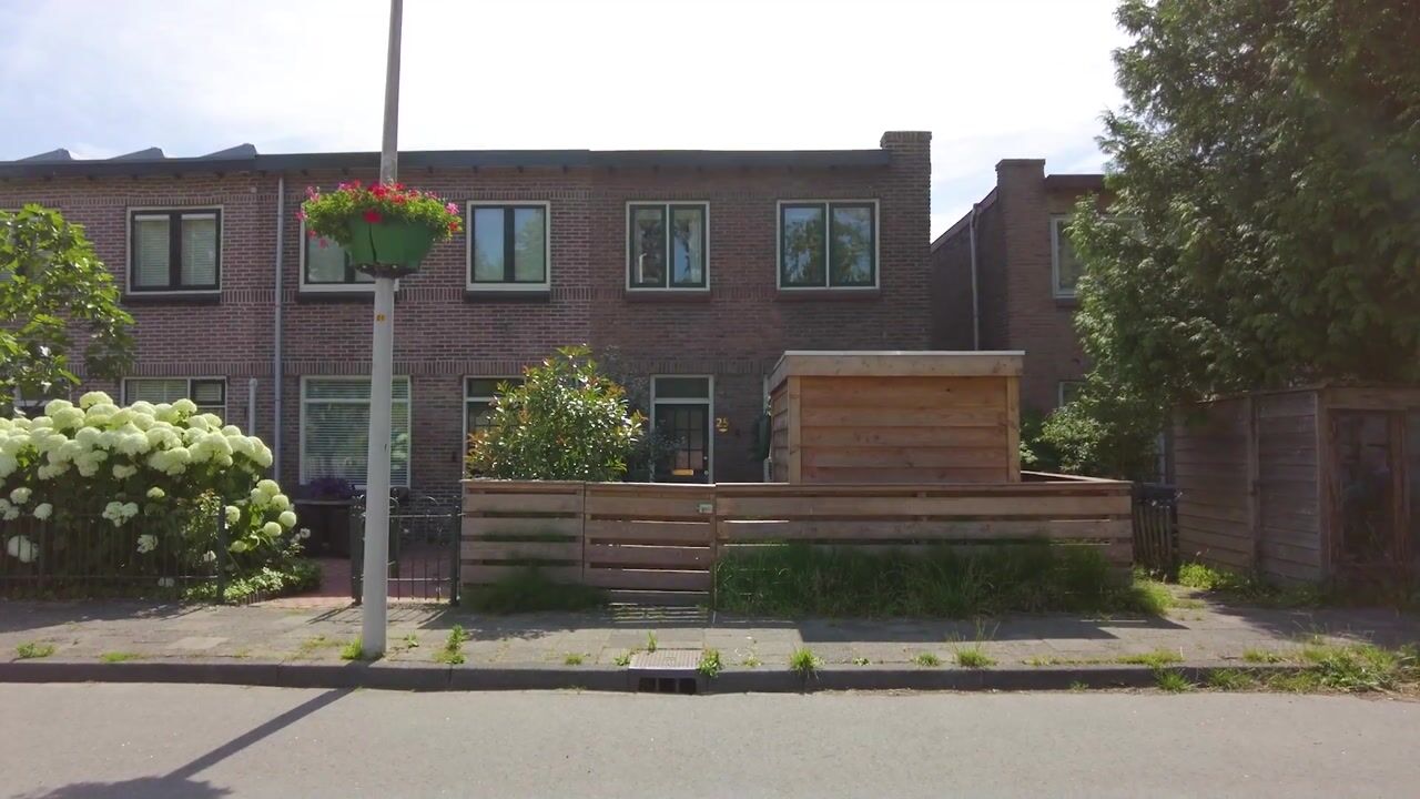 Video van Vrouwenweg 25