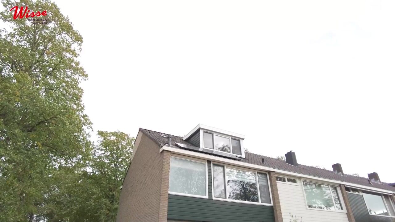 Video van Warmoeziershof 65