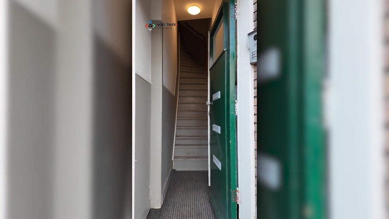 Video van Baan 182-C02