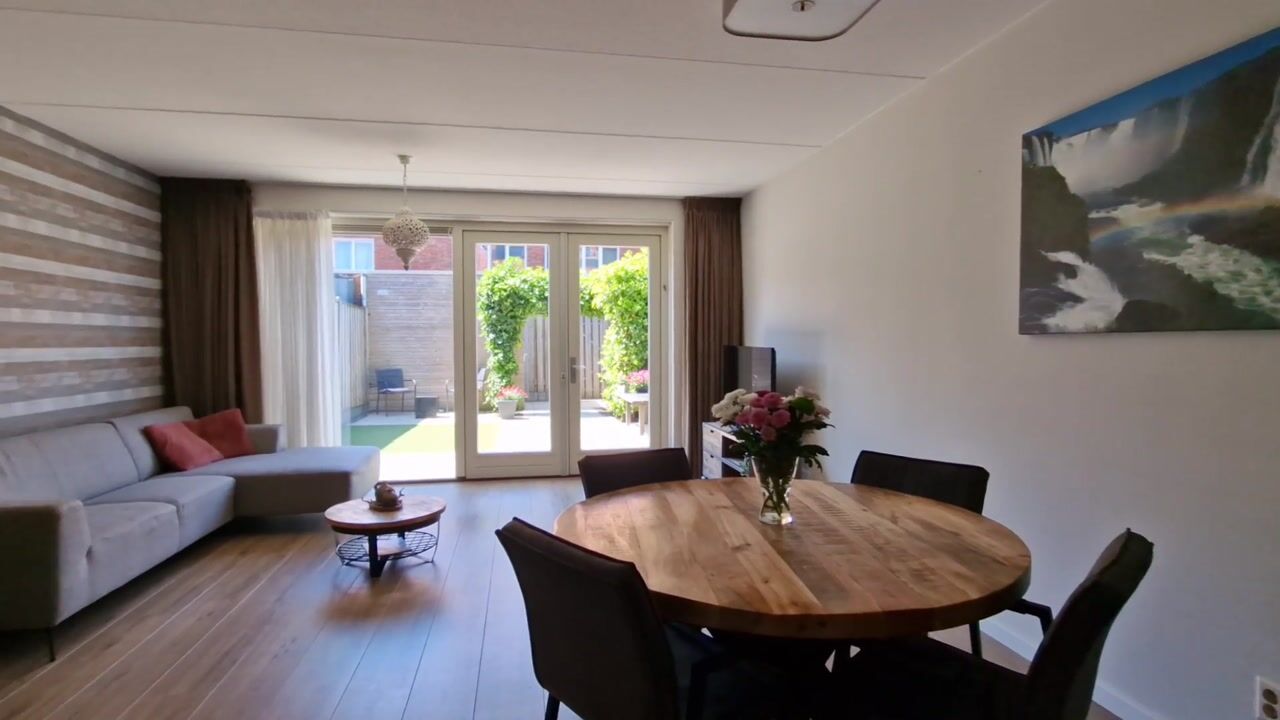 Video van Wilhelminastraat 22