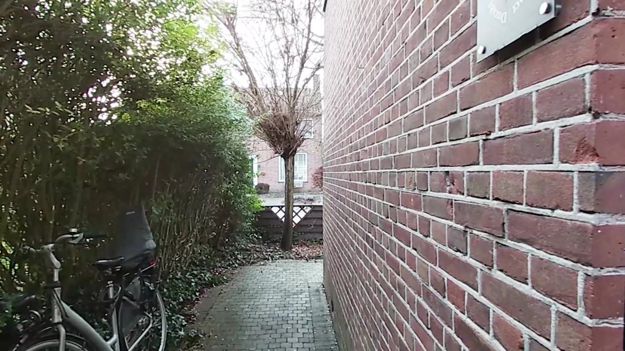 Bekijk video van Admiraal de Ruyterstraat 90