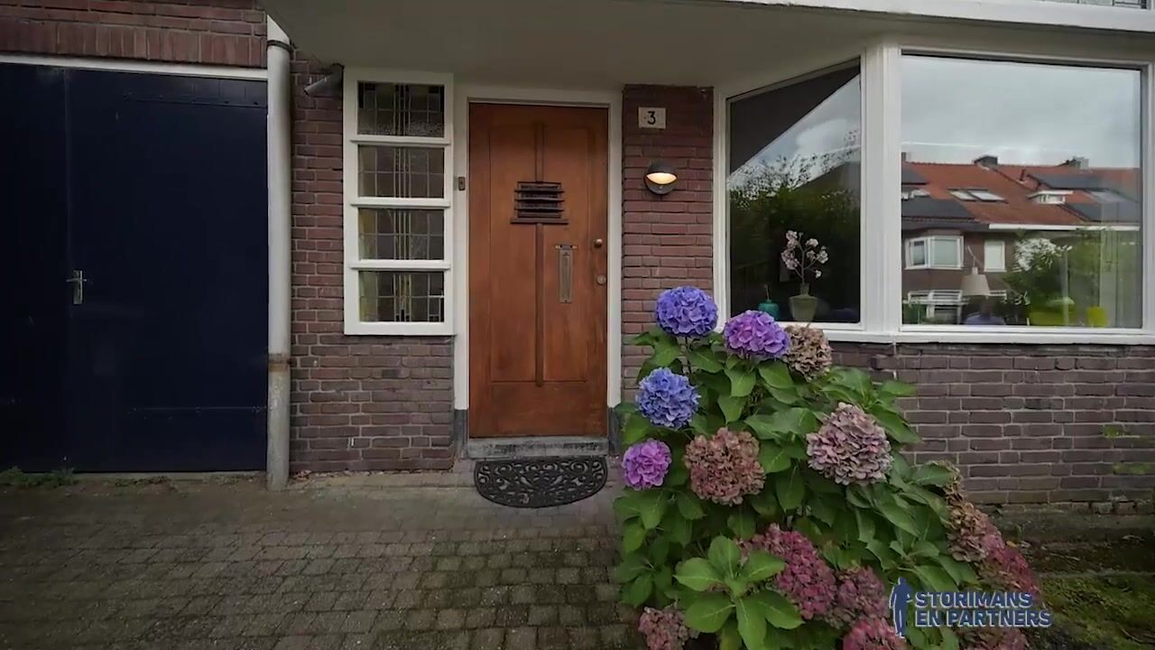 Bekijk video van Dr. van Campenstraat 3