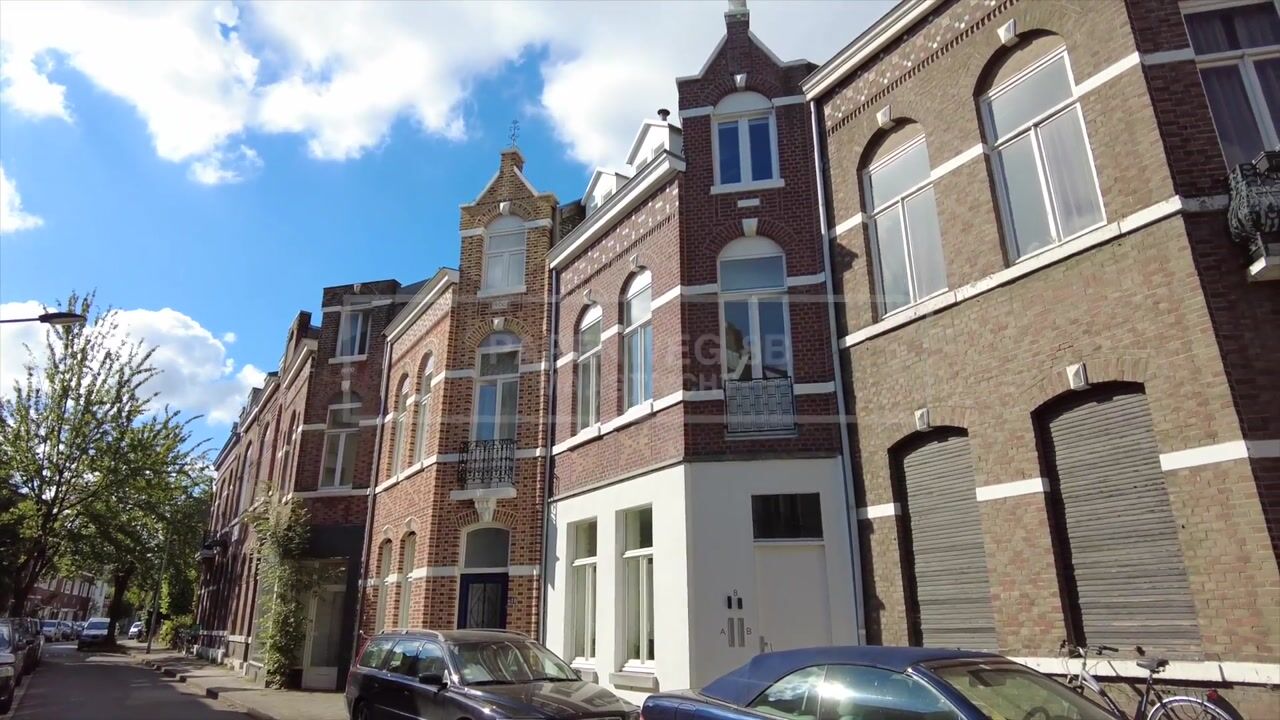 Video van Papenweg 8-B
