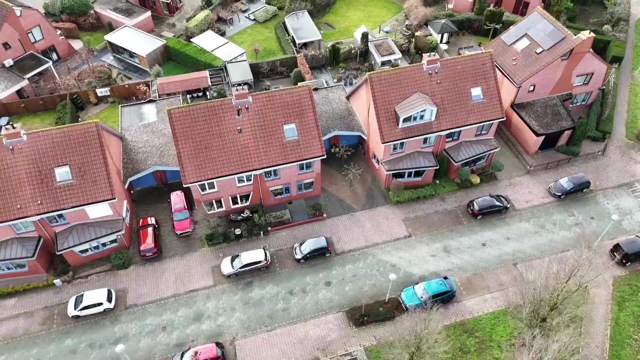 Video van Ruyn acker 77