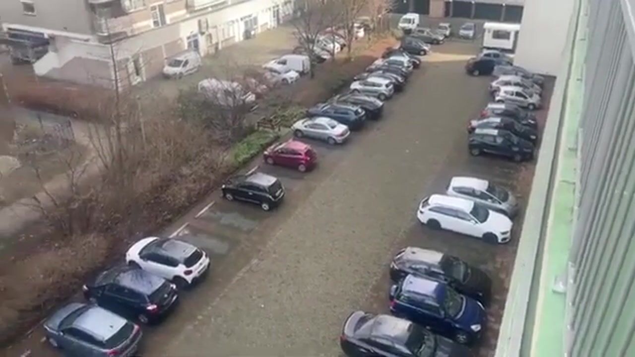 Bekijk video van Leyweg 112