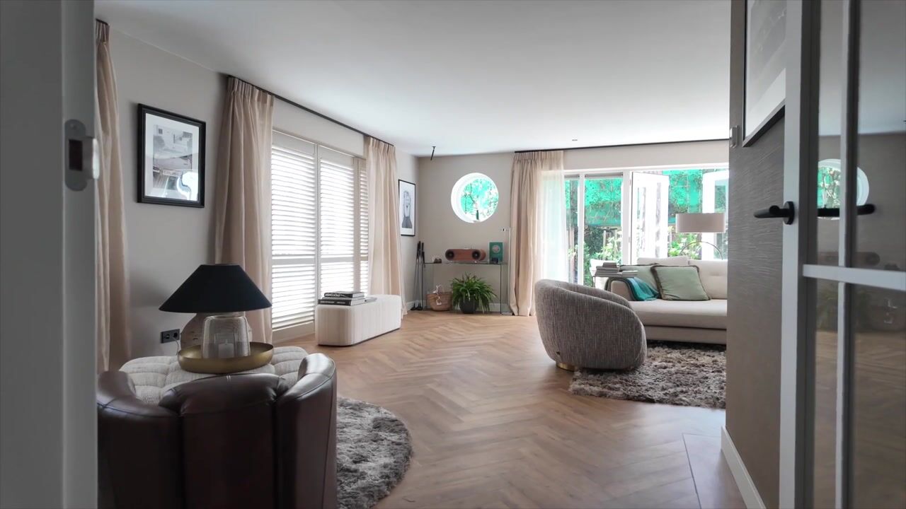 Video van Soestdijkseweg Zuid 244-D