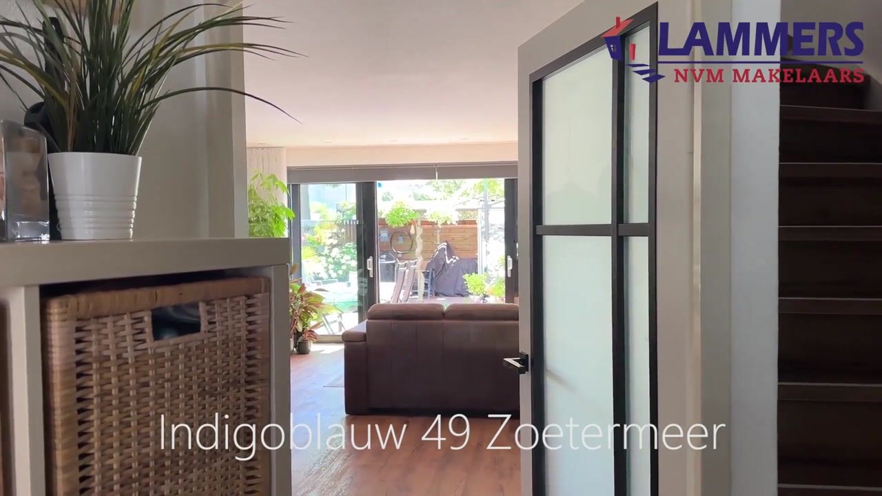 Video of Indigoblauw 49