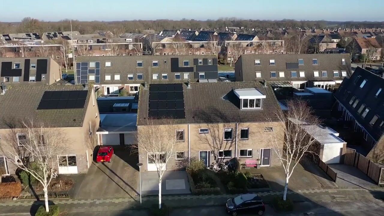 Bekijk video van Saffierstoep 6