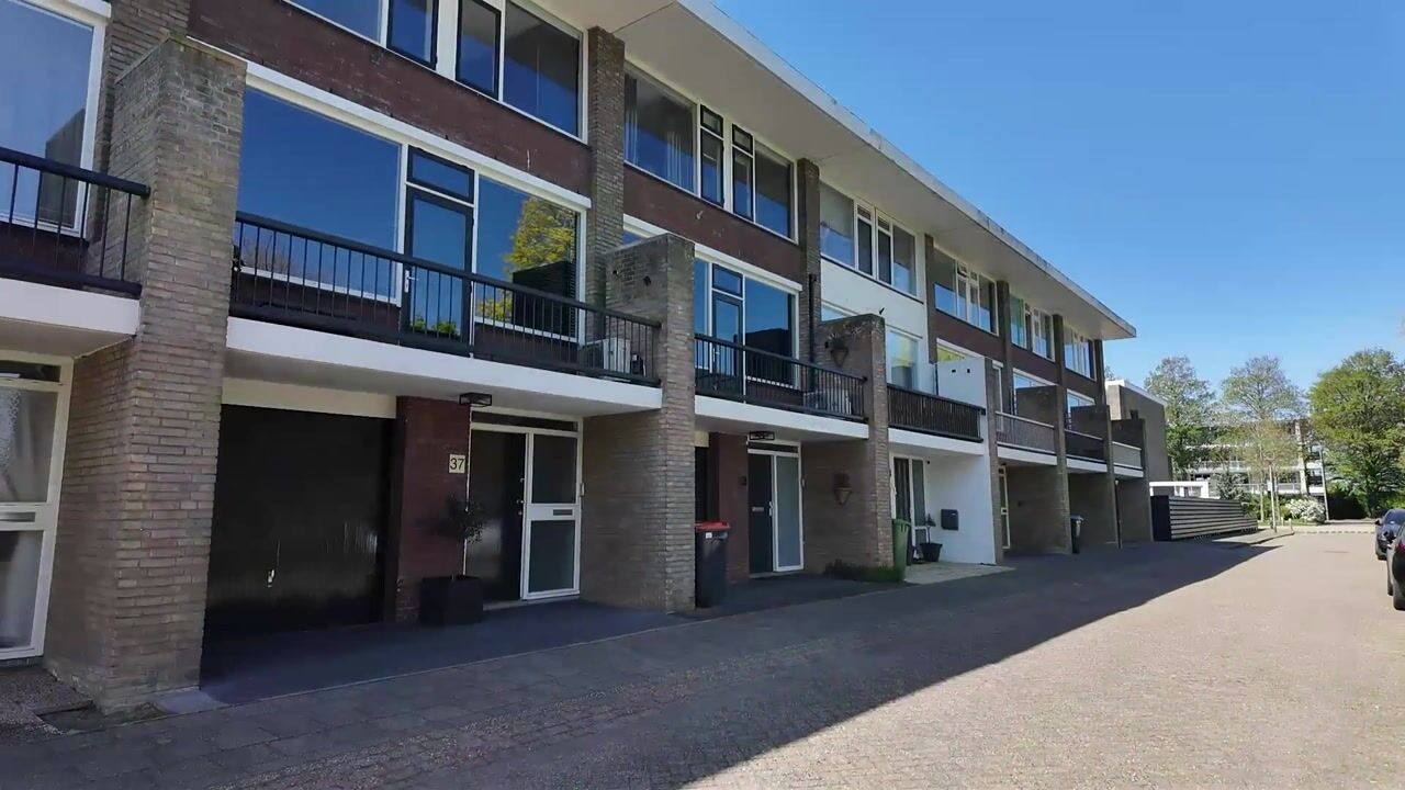 Video van Frank van Borselenstraat 37