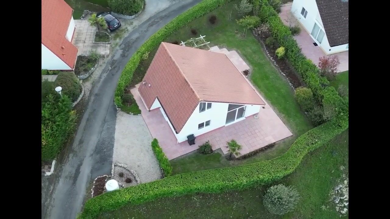 Video van Residence Chateau Cazaleres 121