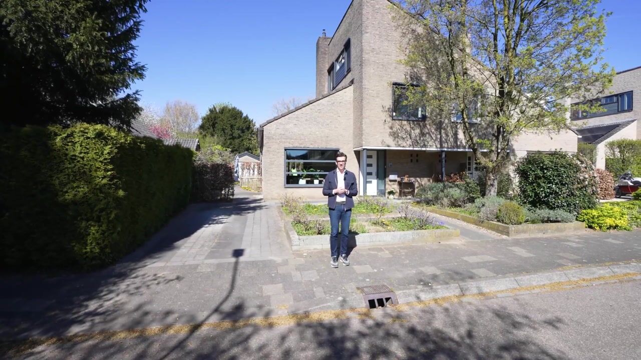 Video van Burgemeester Stolklaan 44