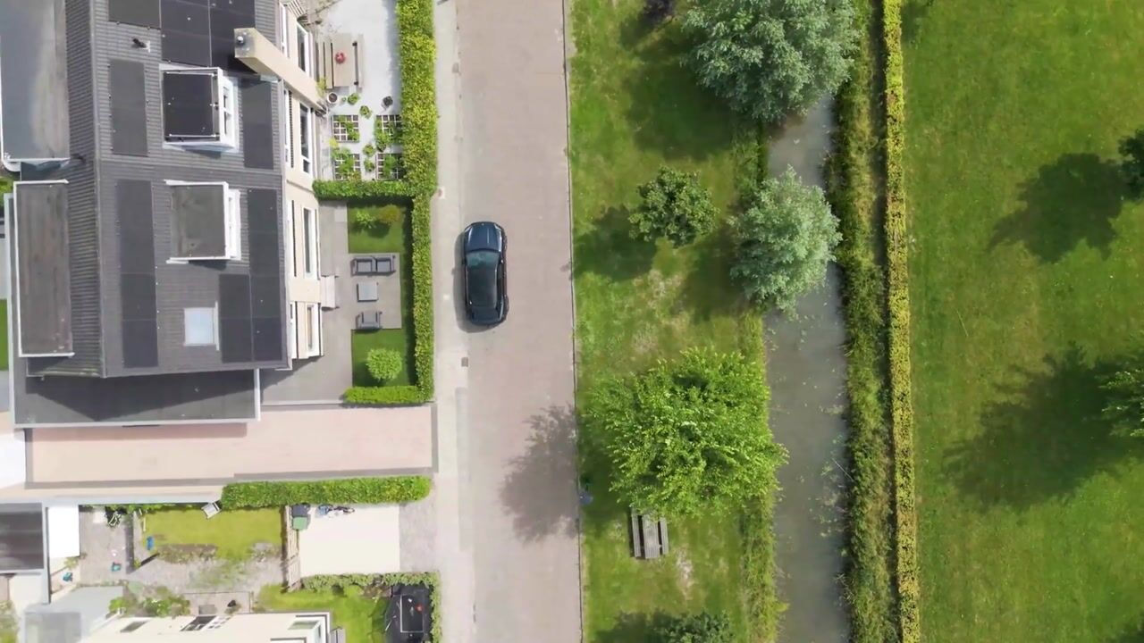 Video van Burgemeester Dedelstraat 44