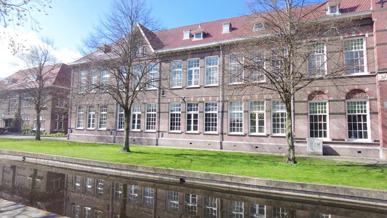 Video van Burgemeester Waldeckstraat 14