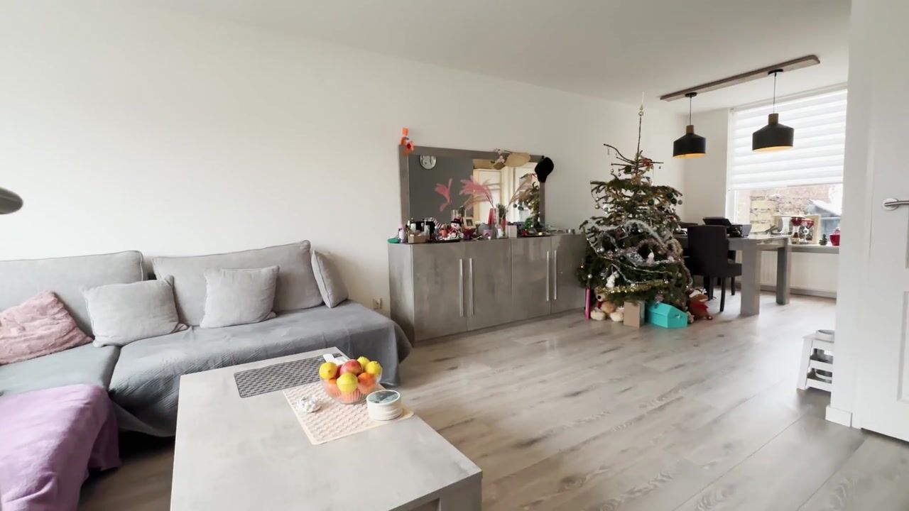 Video van Uranusweg 10