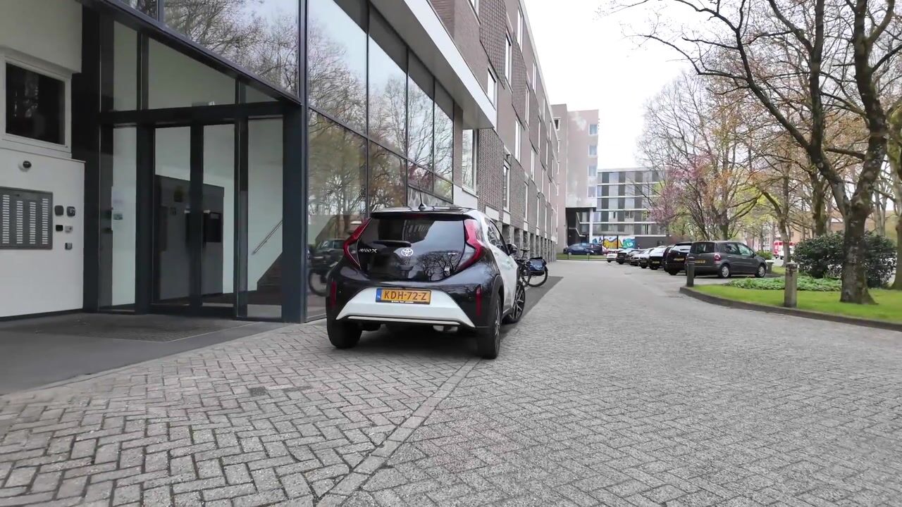 Video van Helper Brink 61-142