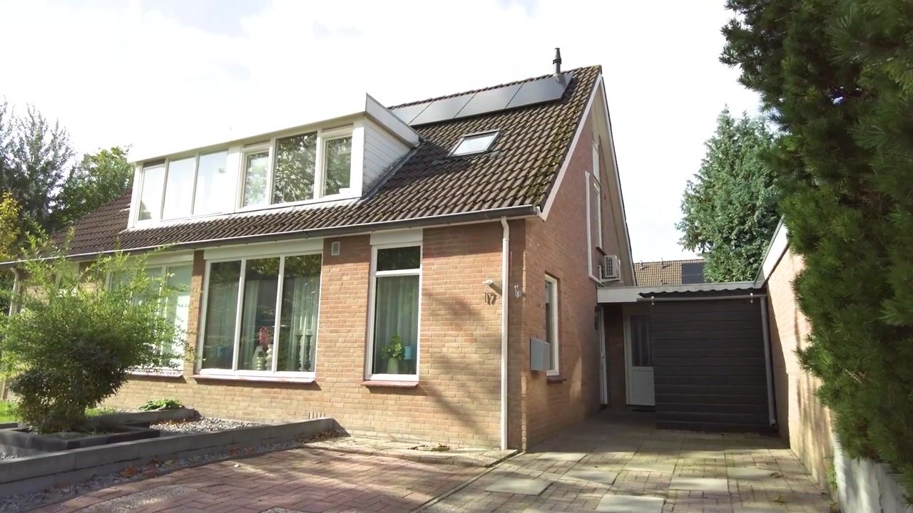 Video van Reelaan 17