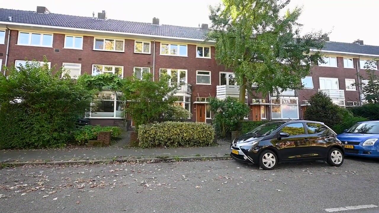 Bekijk video van Van Baerlestraat 50