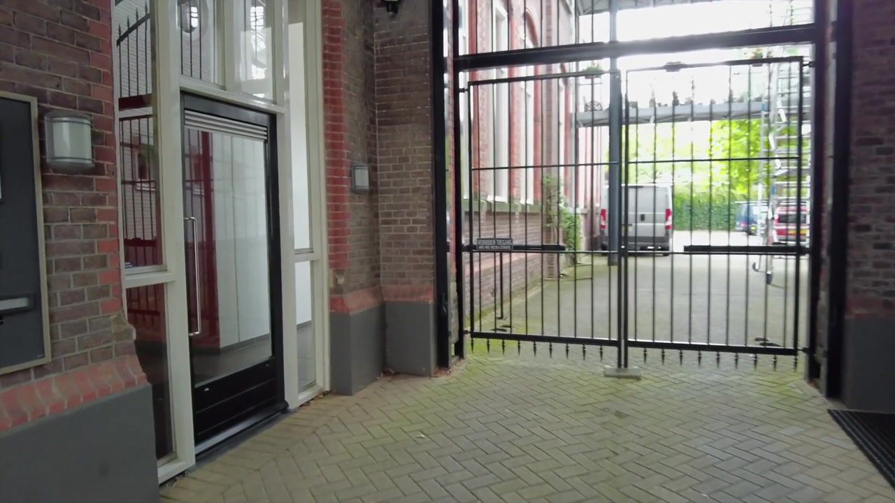 Bekijk video van Munsterstraat 14-E