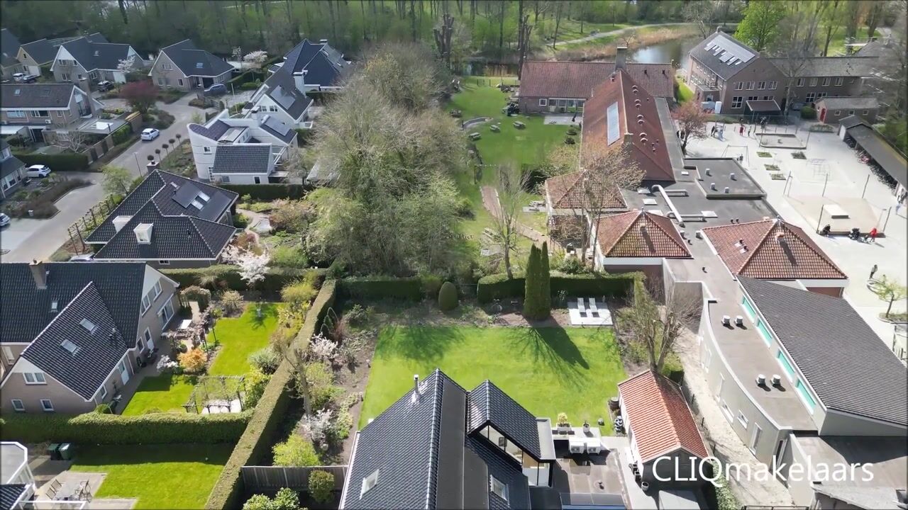 Video van van Veenweg 42