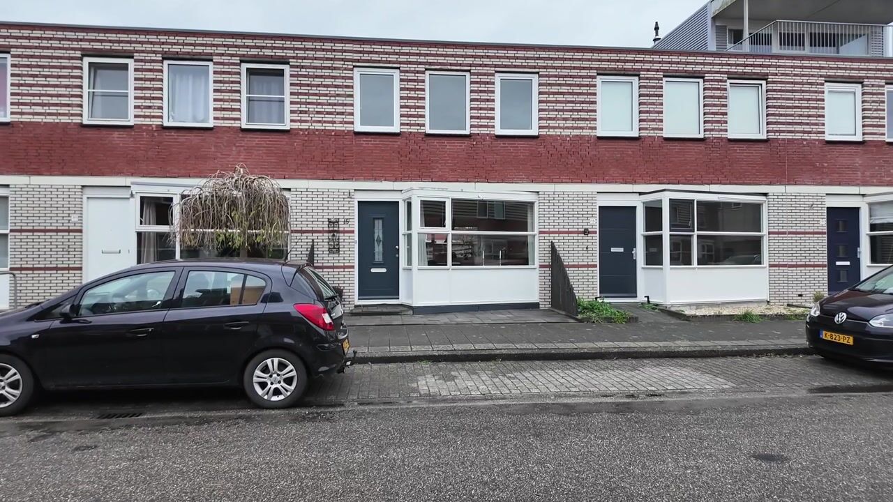 Bekijk video van R. Doumastraat 15