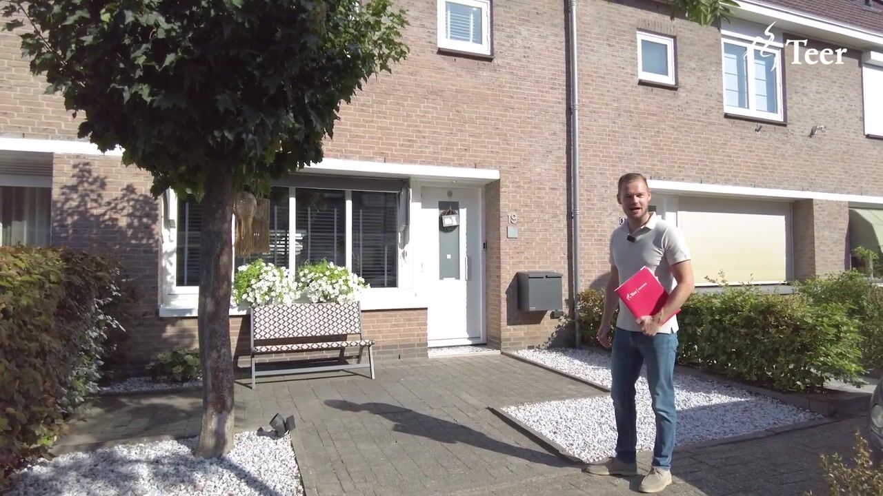 Video van Salvador Allendelaan 19