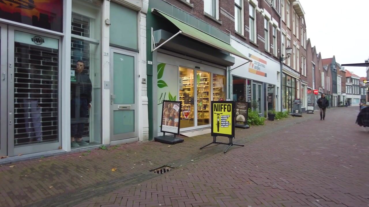 Video van Hoogstraat 13-B2