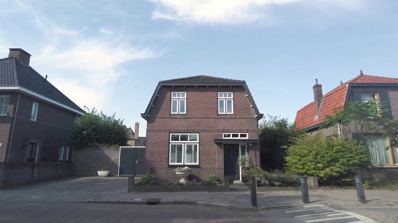 Video van Van Vroonhovenlaan 15
