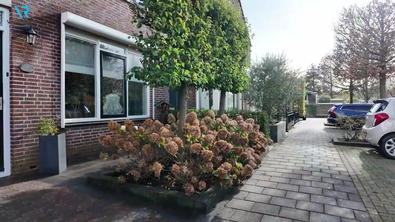 Video of Bachplantsoen 6