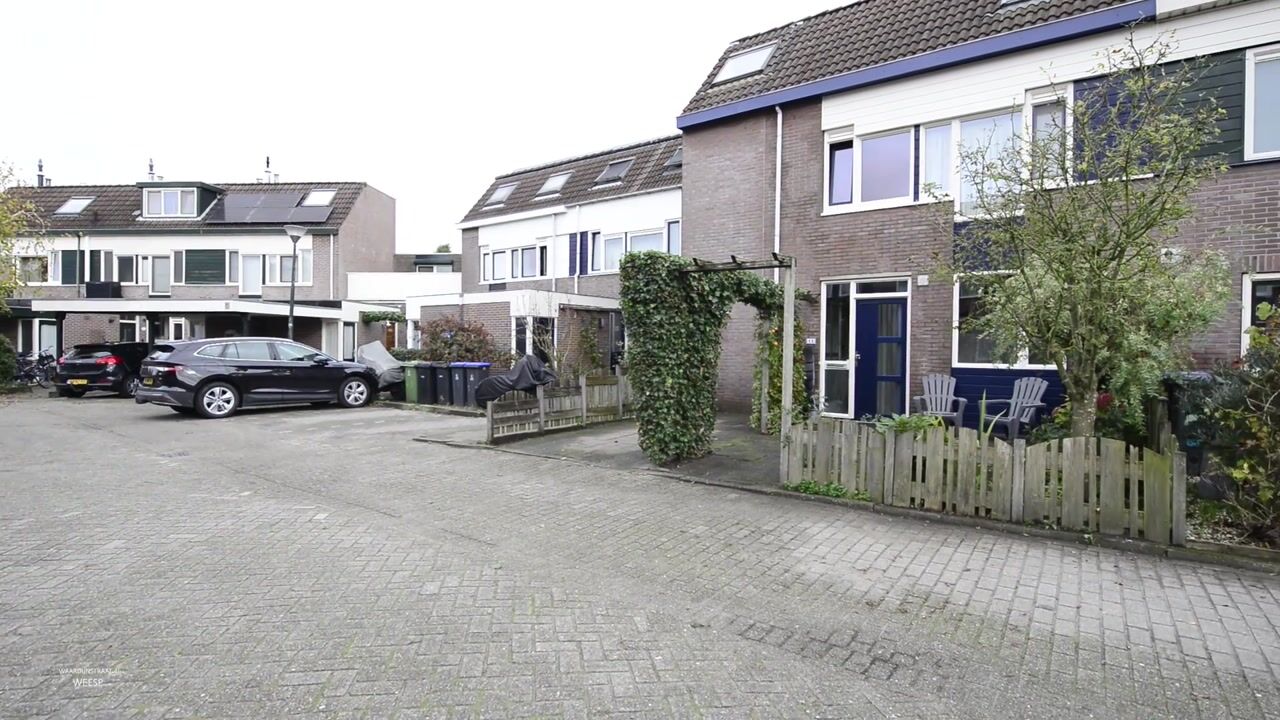 Bekijk video van Waardijnstraat 45