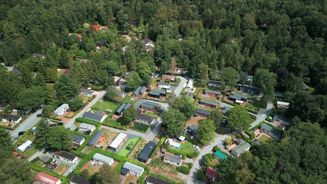 Bekijk video van Veldkampweg 2-J11