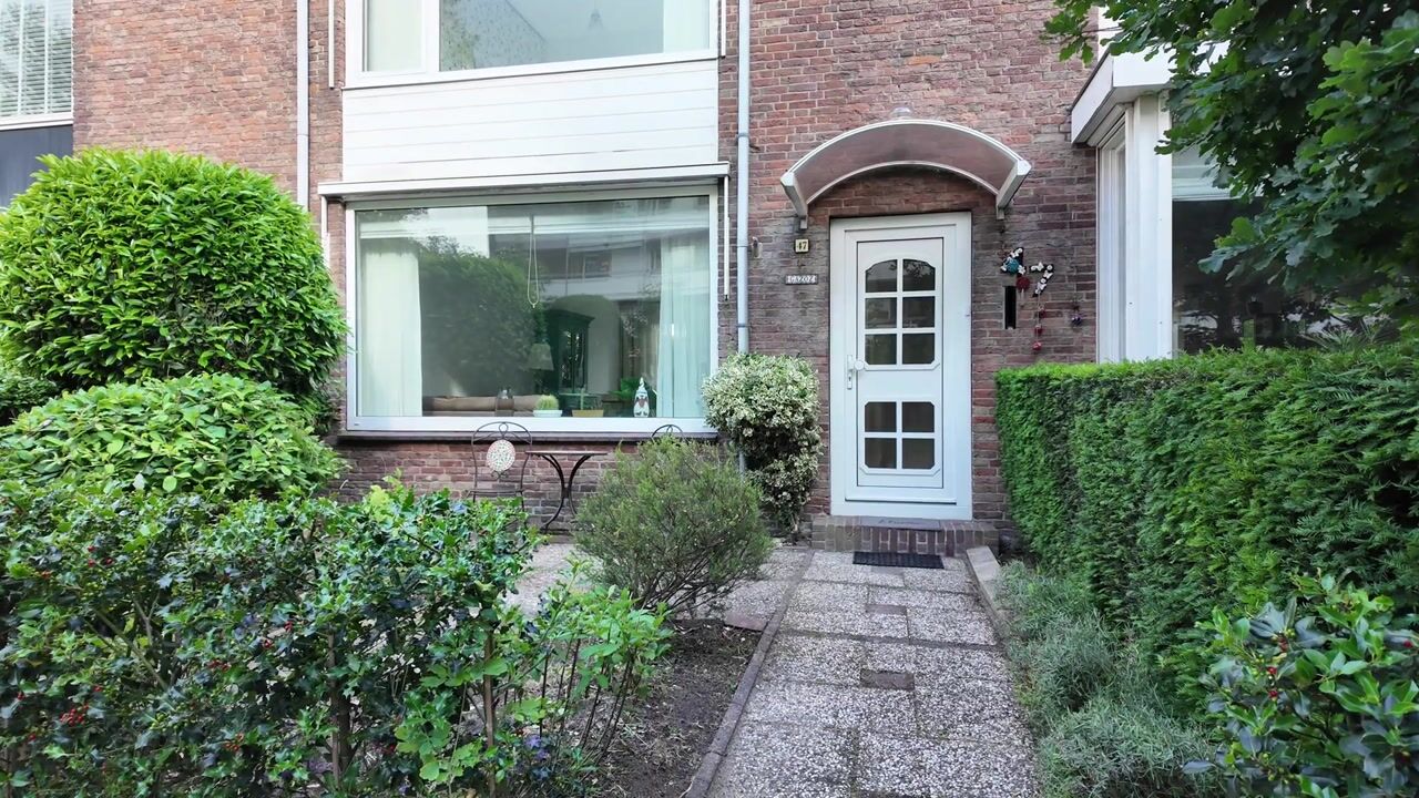 Video of Mr. F.A. van Hallweg 47