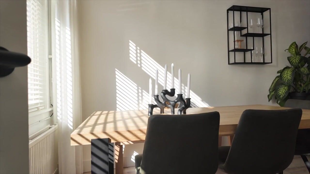 Video van Herman Modedstraat 8-A