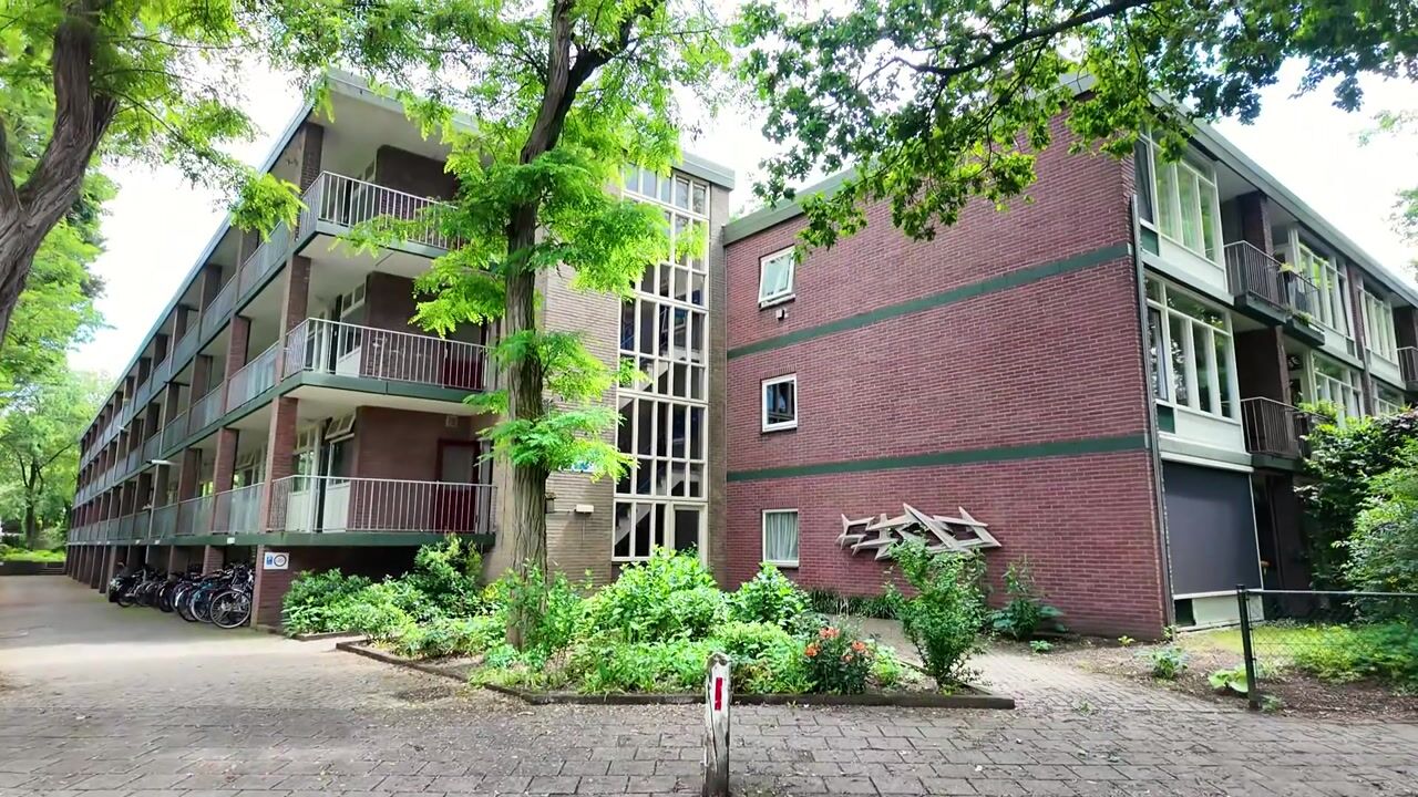 Video van Juliana van Stolberglaan 45