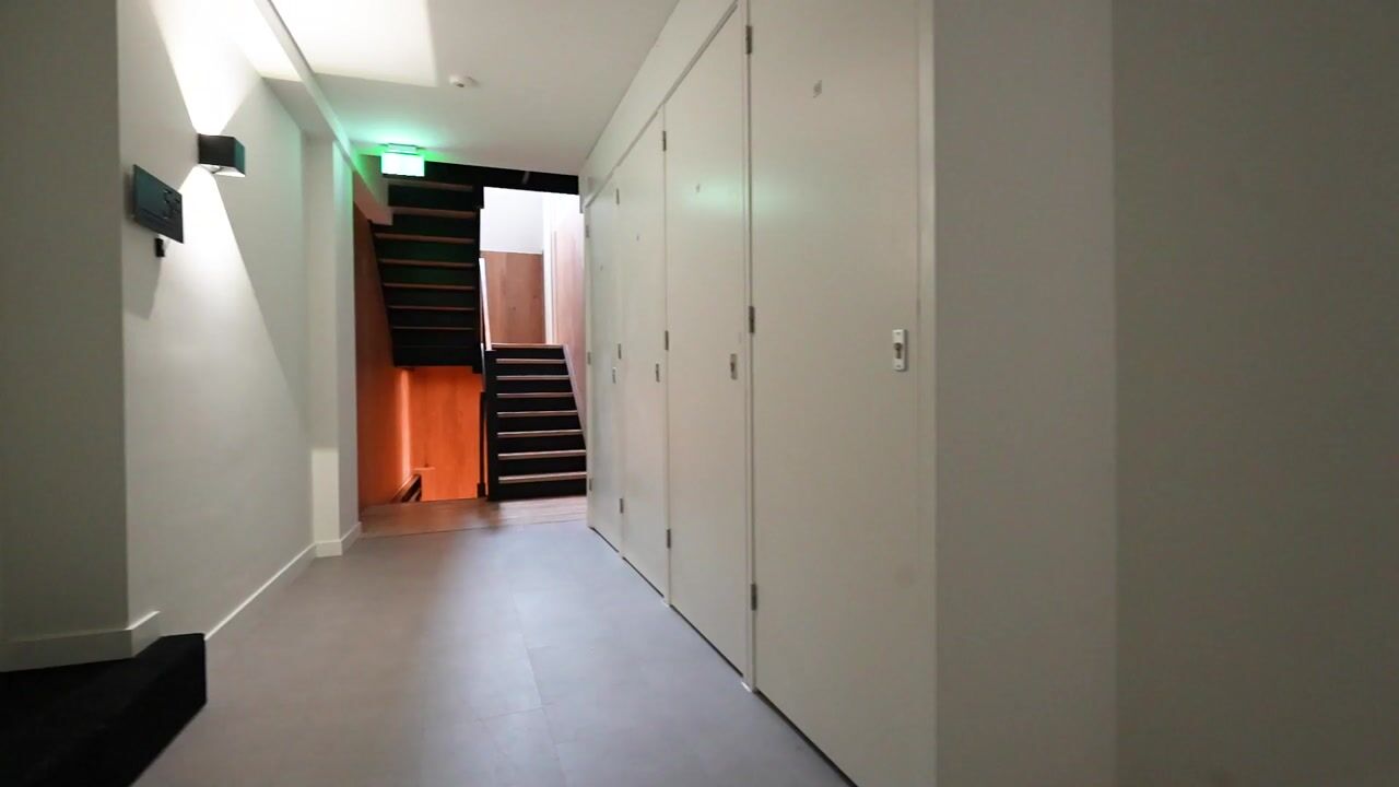 Video van Duizenddraadsteeg 5-C