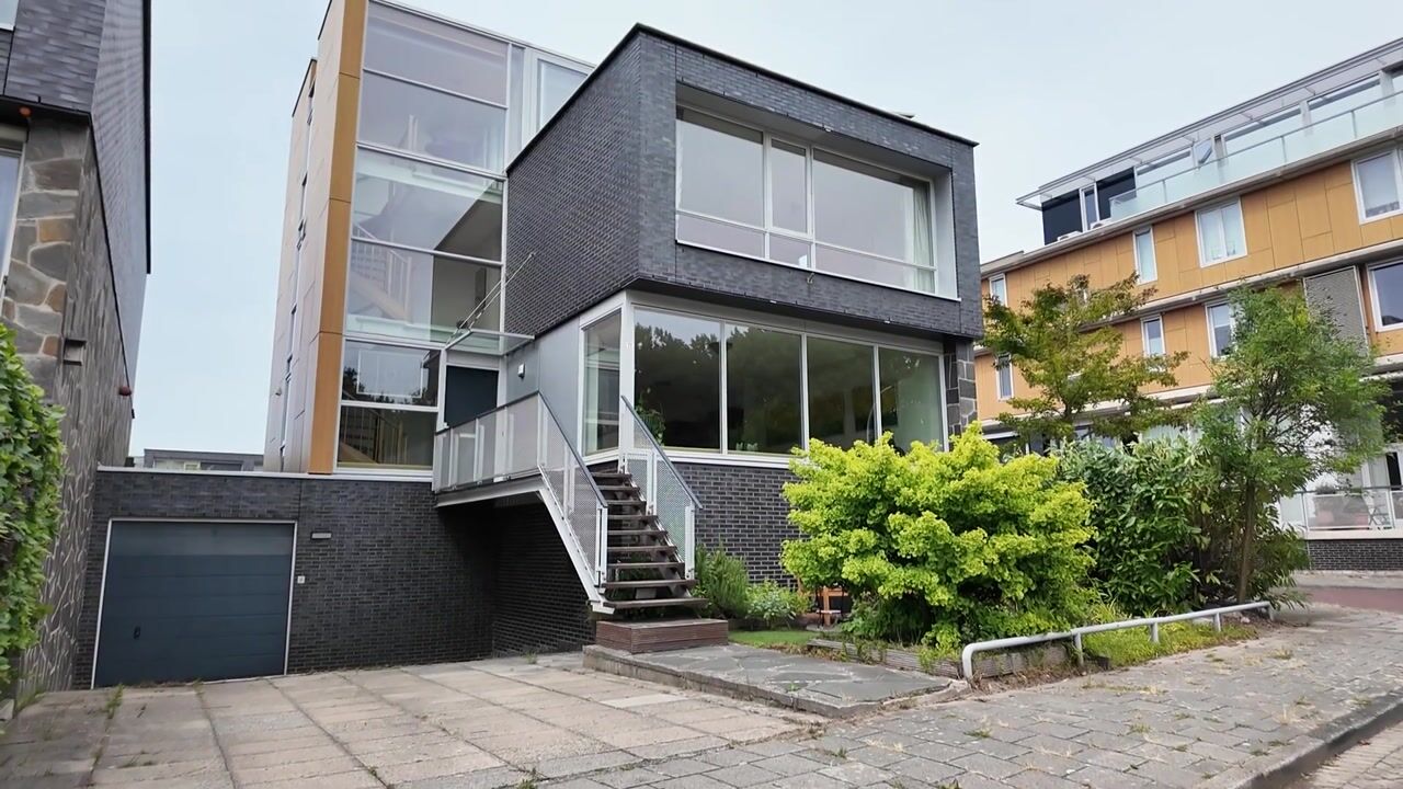 Video van Hofvliet 77