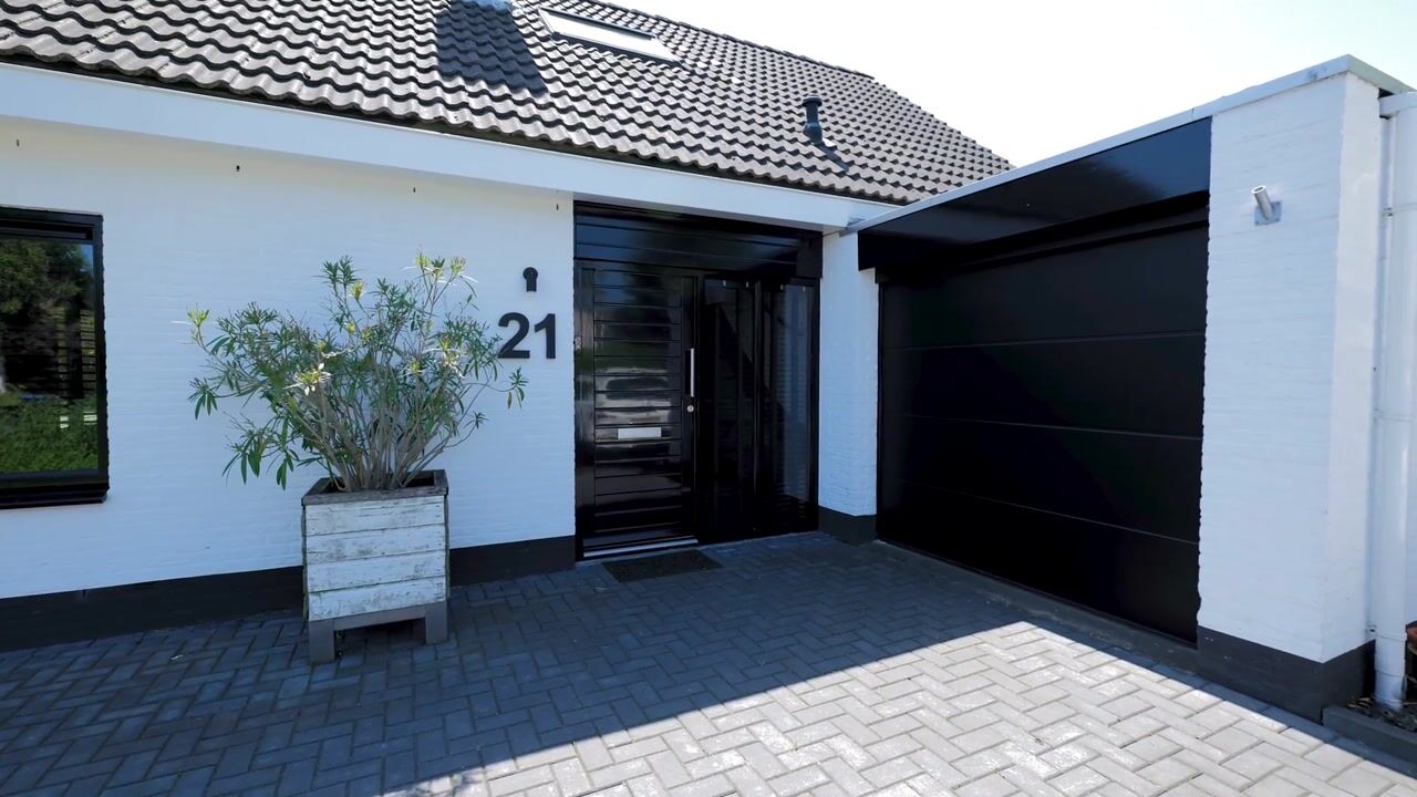 Video van Bachstraat 21