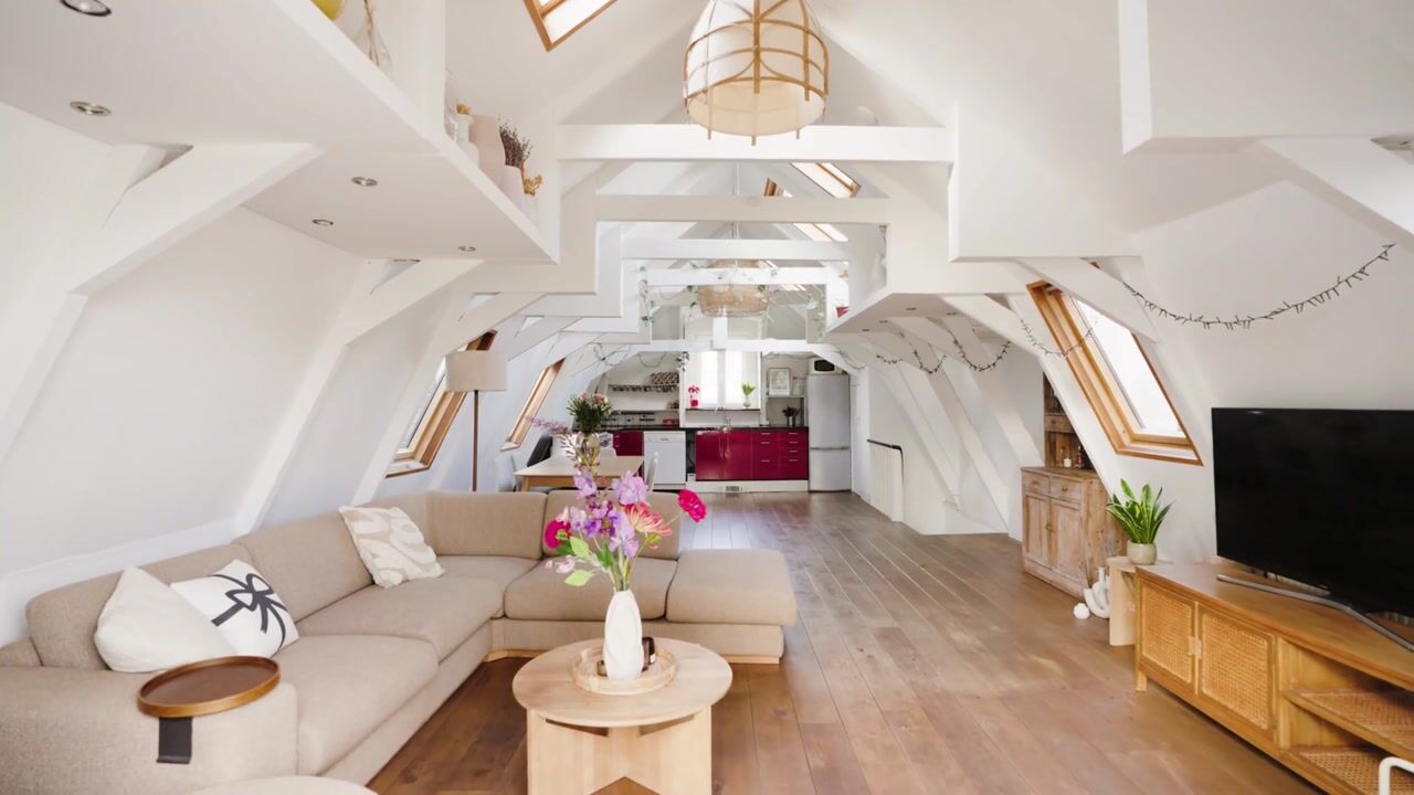 Video van Eerste Van der Helststraat 57-3