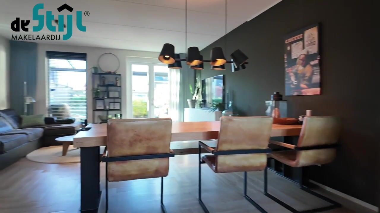 Video van Hoge Weere 53-B