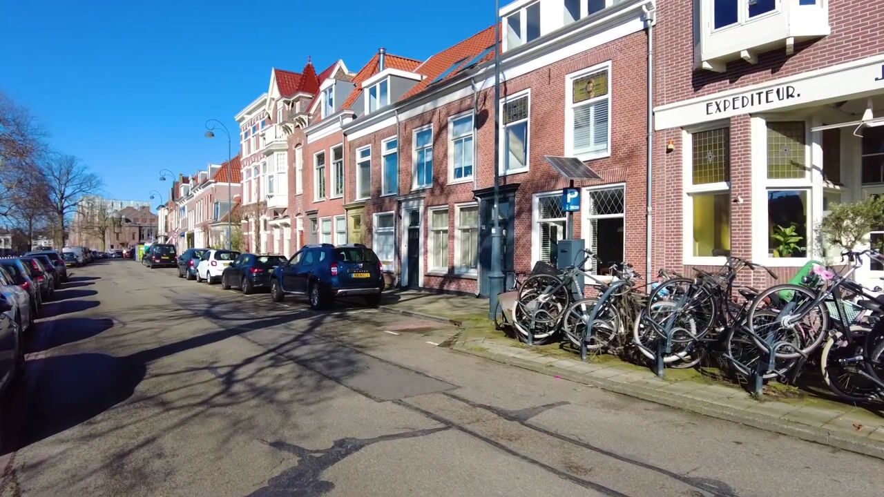 Video of Raamvest 27